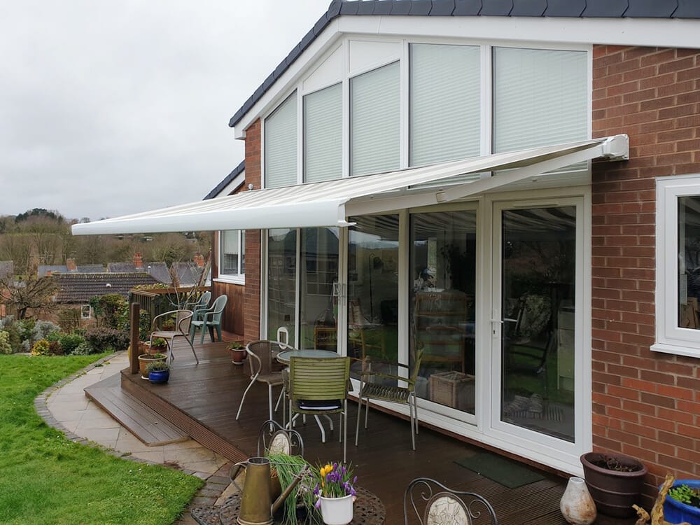 Awning Nottingham Loughborough Burton upon Trent Pergolas